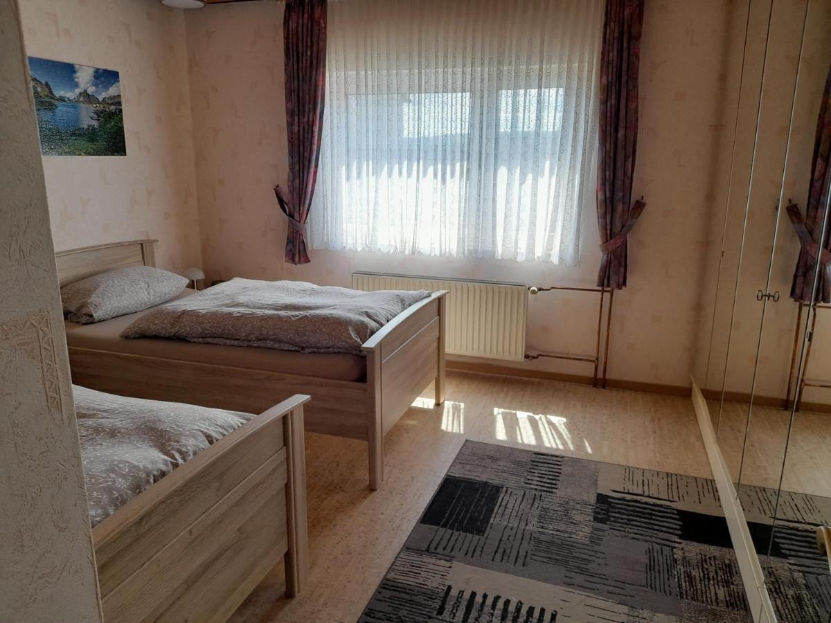Ferienwohnung Woelbert Altendiez Kültér fotó