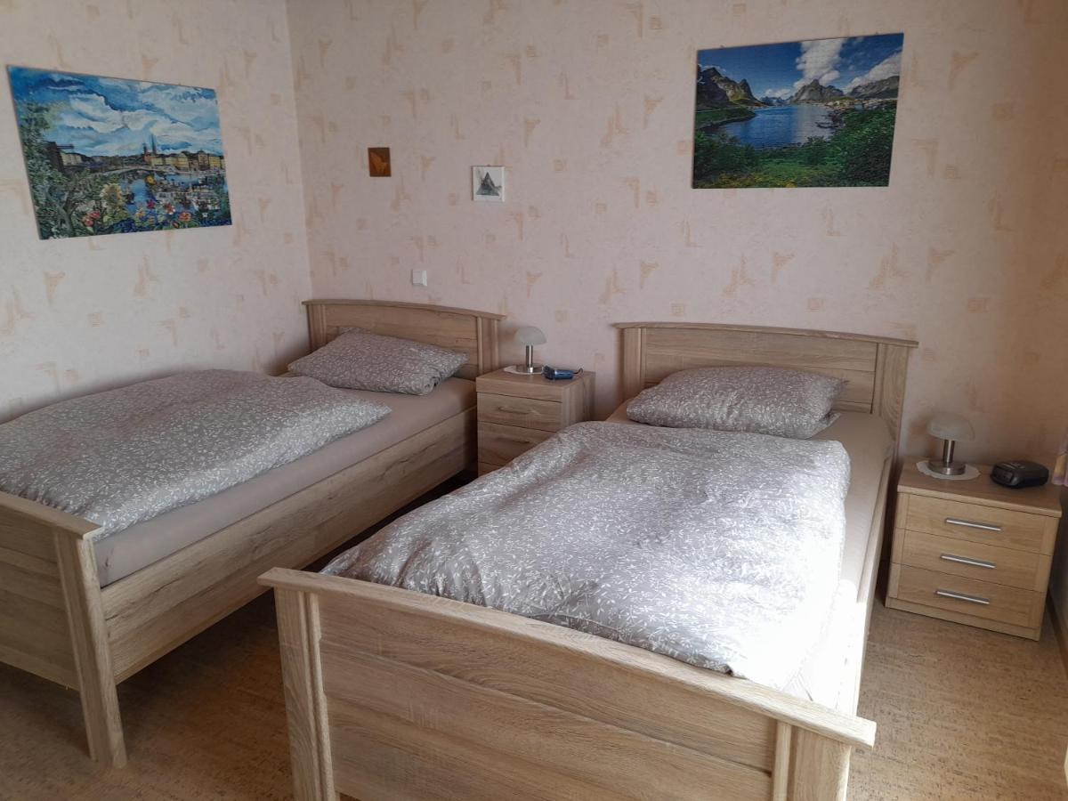 Ferienwohnung Woelbert Altendiez Kültér fotó