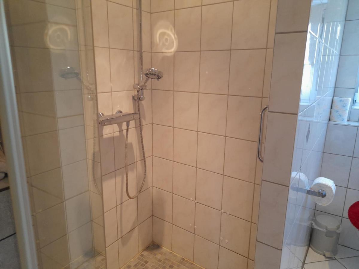Ferienwohnung Woelbert Altendiez Kültér fotó