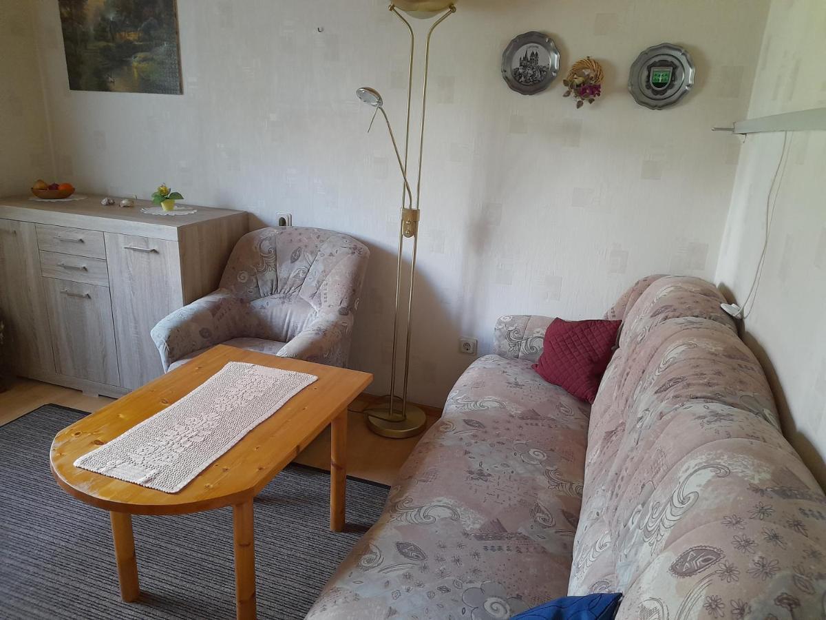 Ferienwohnung Woelbert Altendiez Kültér fotó